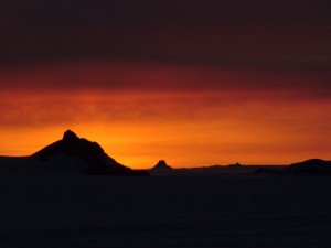 Sunset over Lorentzenpiggen